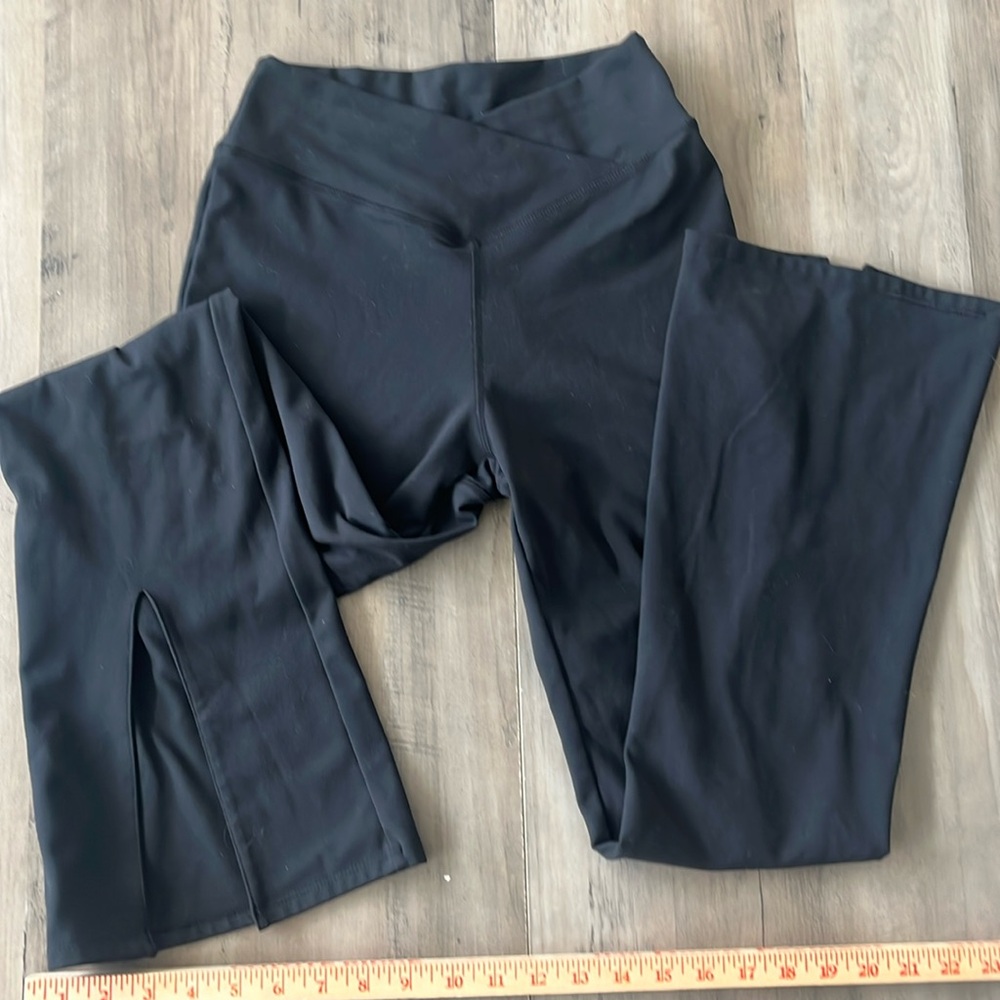 Small Black Split Flare Leg Leggings Diamond waistband dance wear soft true 2 sz